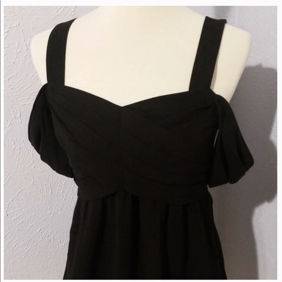 New Ann Taylor Crepe Cold Shoulder Wrap Top S & M - Picture 5 of 7